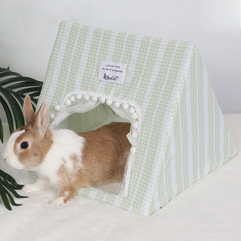 Small Pet Tent Hideout House Bottomless Cozy Sleeping Tent for Rabbits Guinea Pig with Cute Curtains Floral Print Hamster Cage
